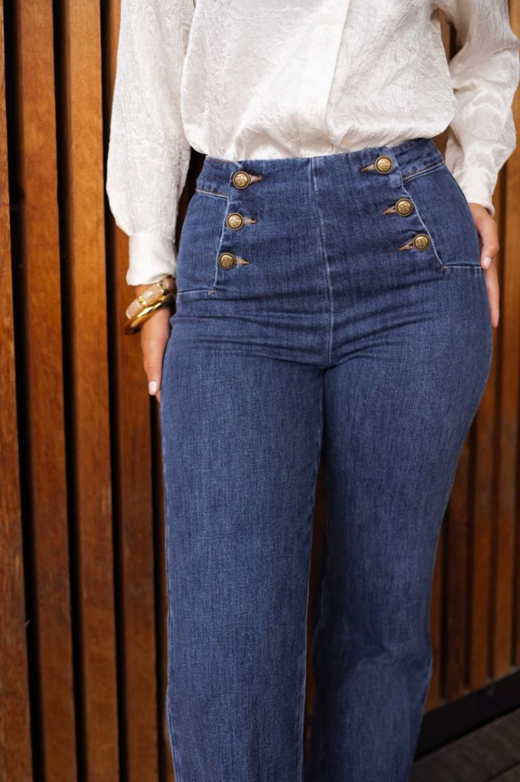  DENIM