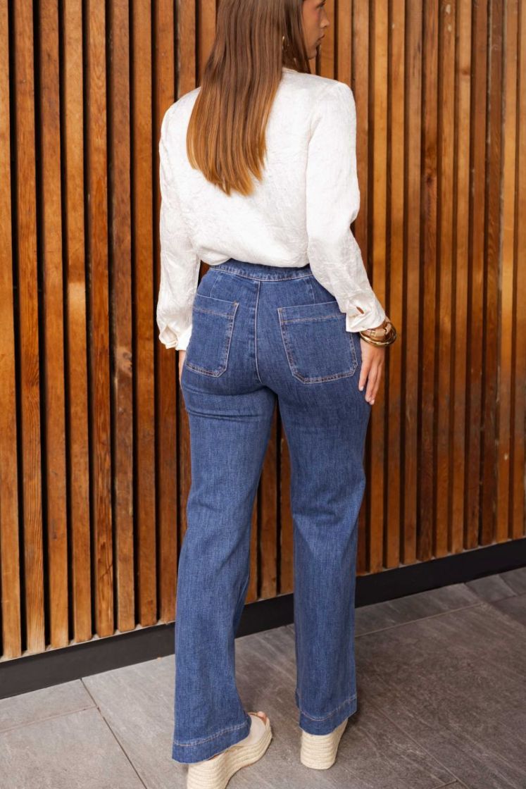  DENIM