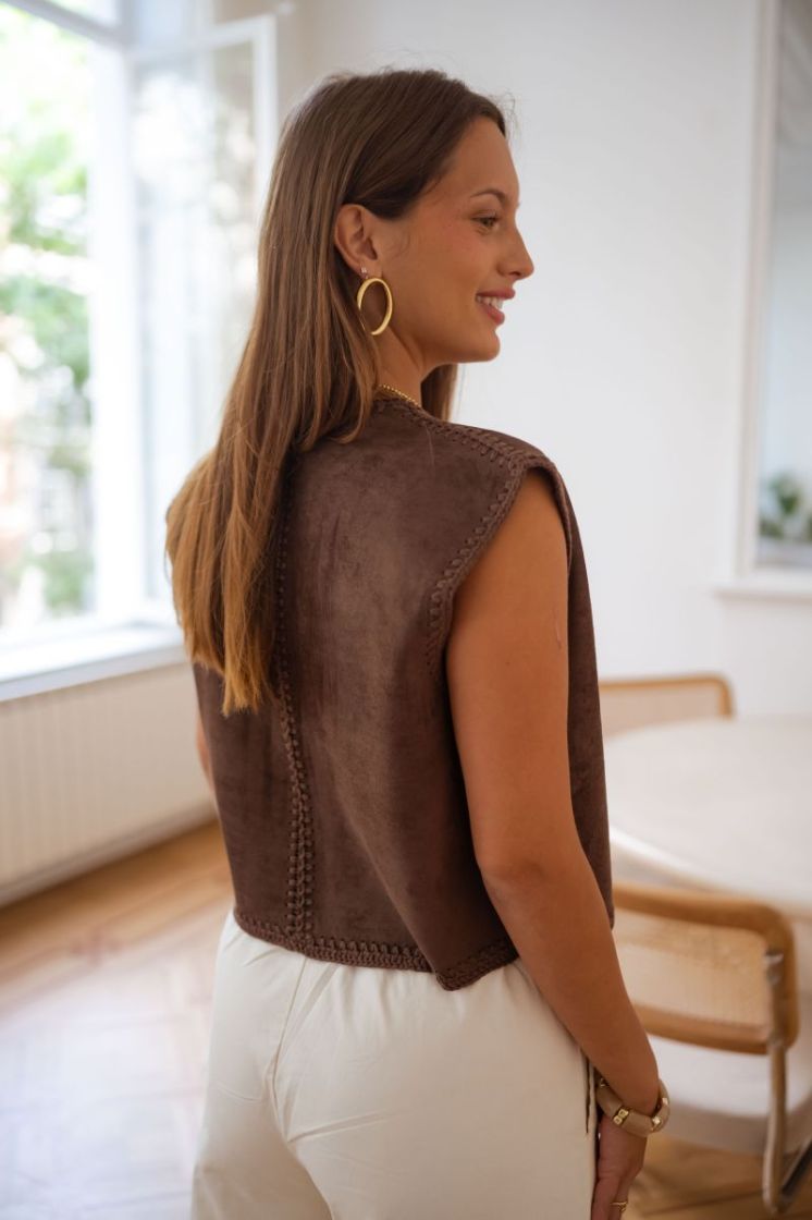 MARRON