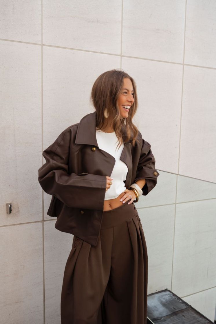  MARRON