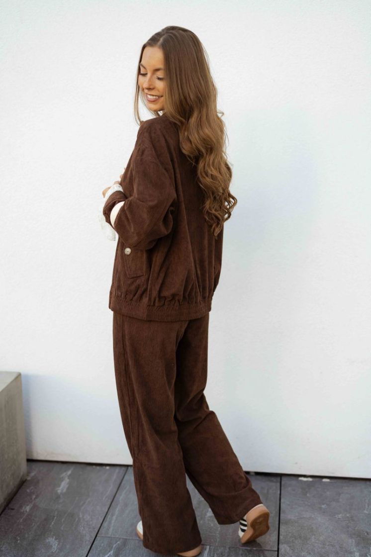  MARRON