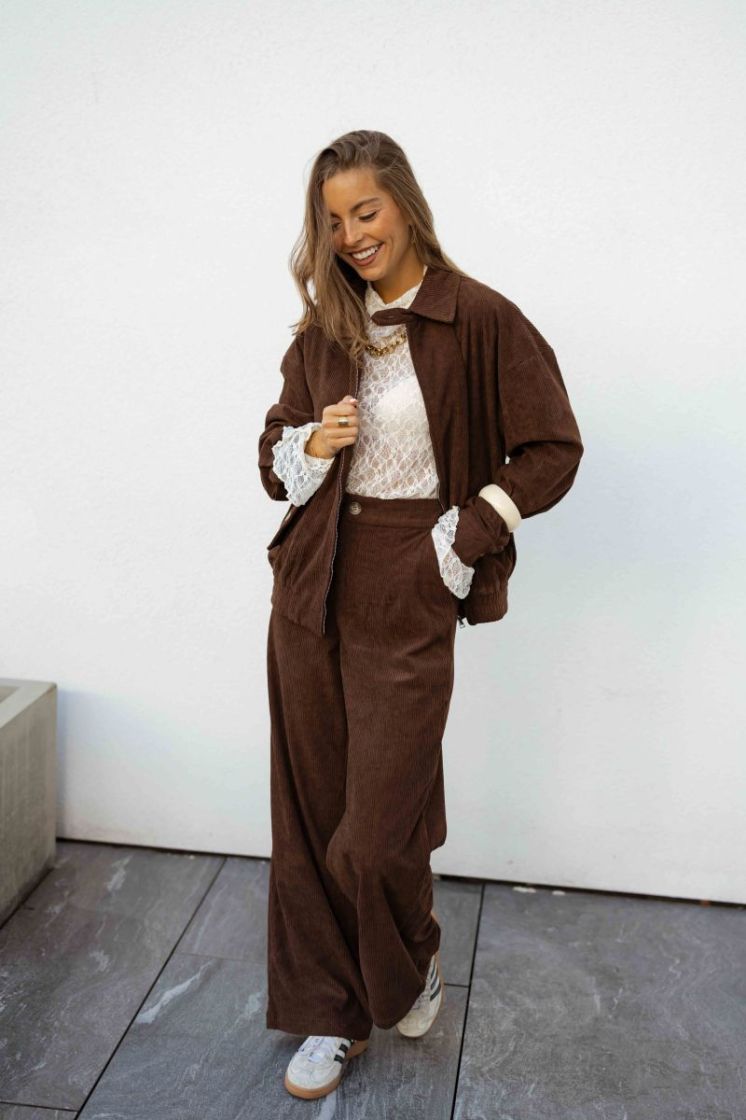 MARRON