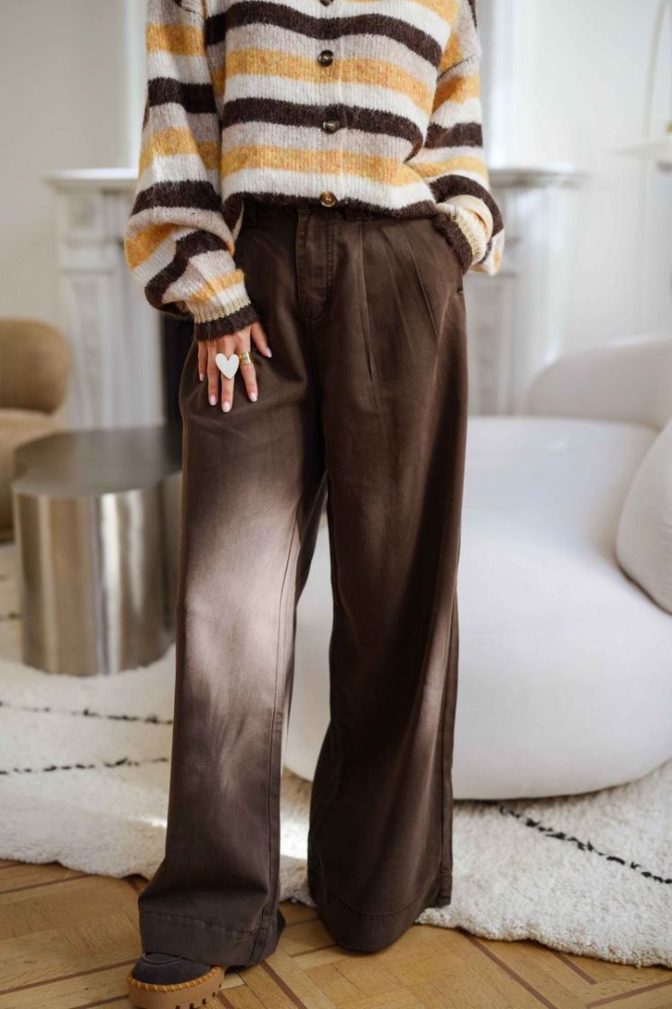 MARRON
