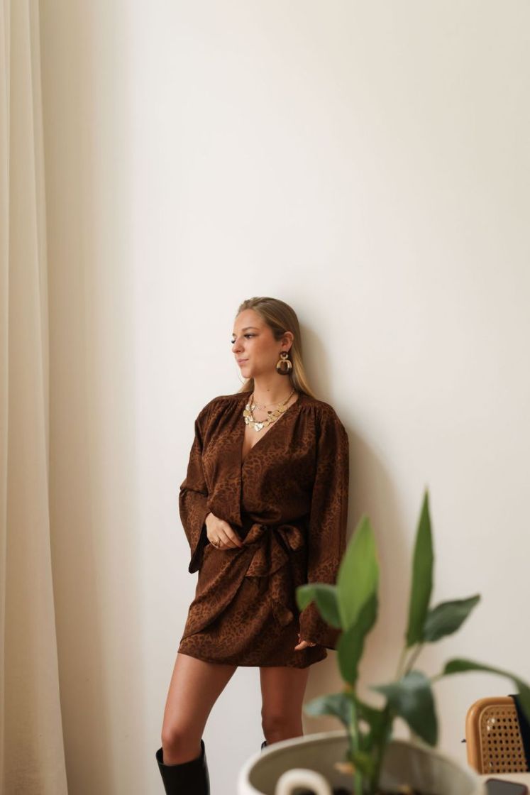  MARRON