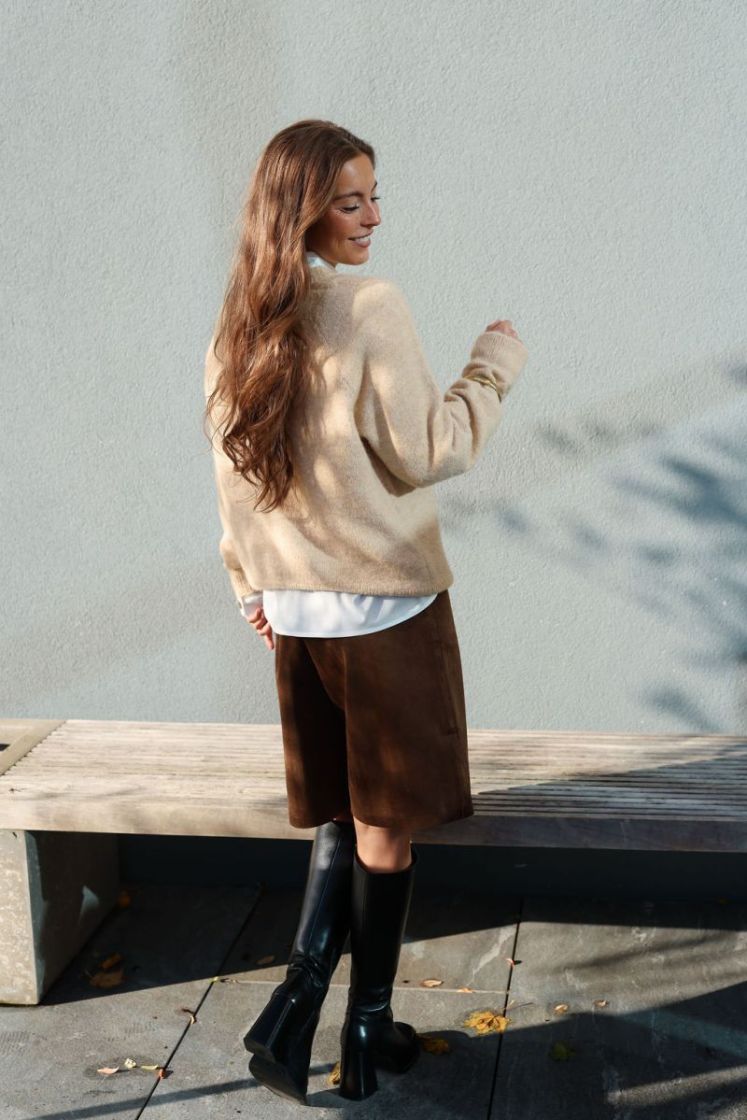  MARRON