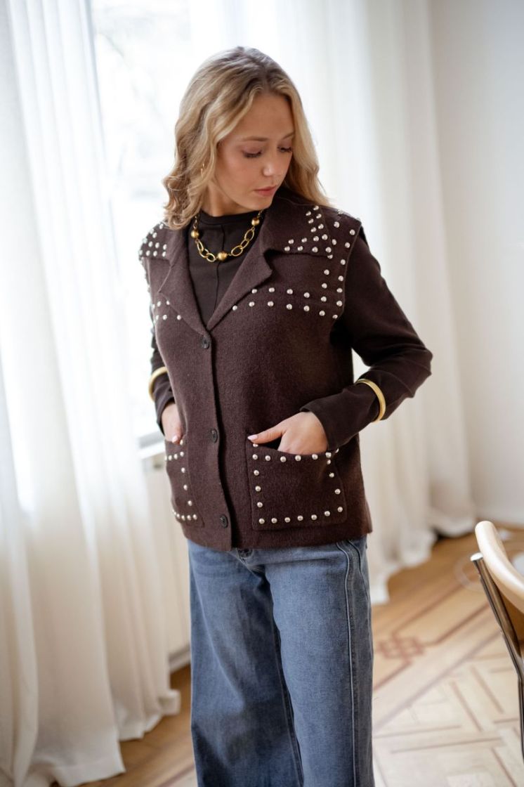  MARRON