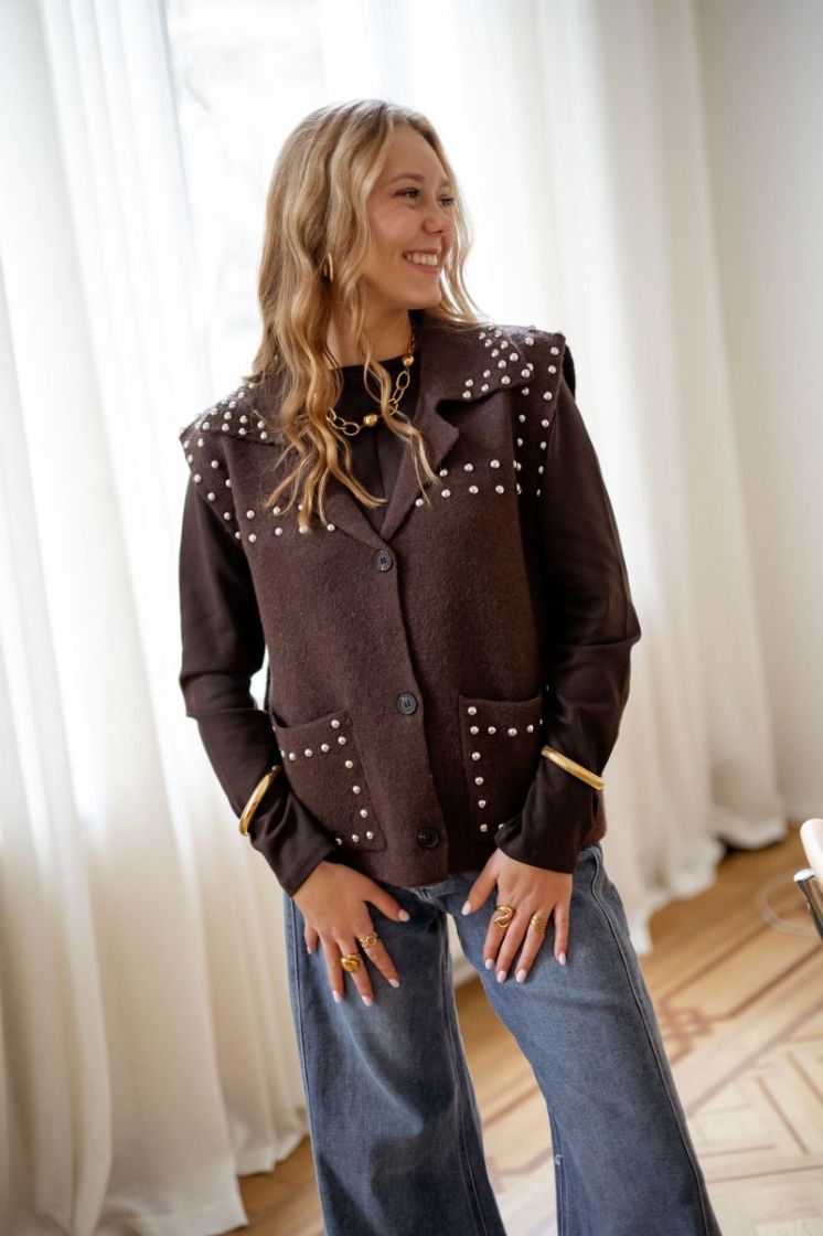  MARRON