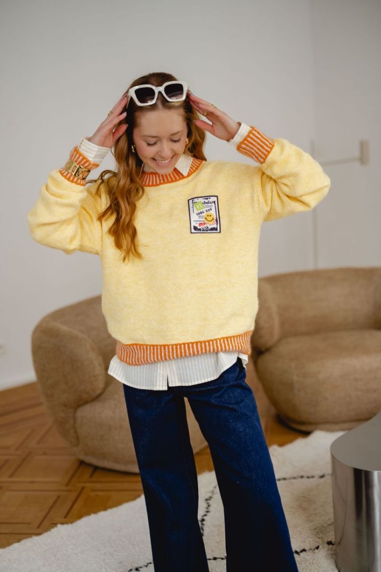  JAUNE