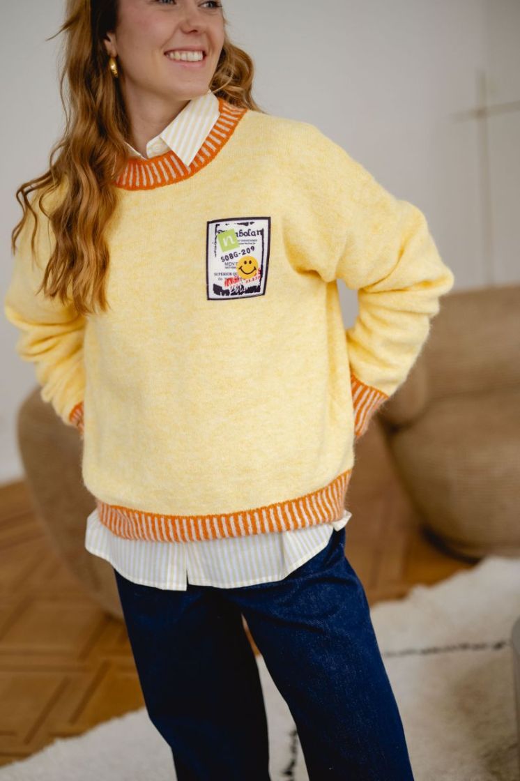  JAUNE