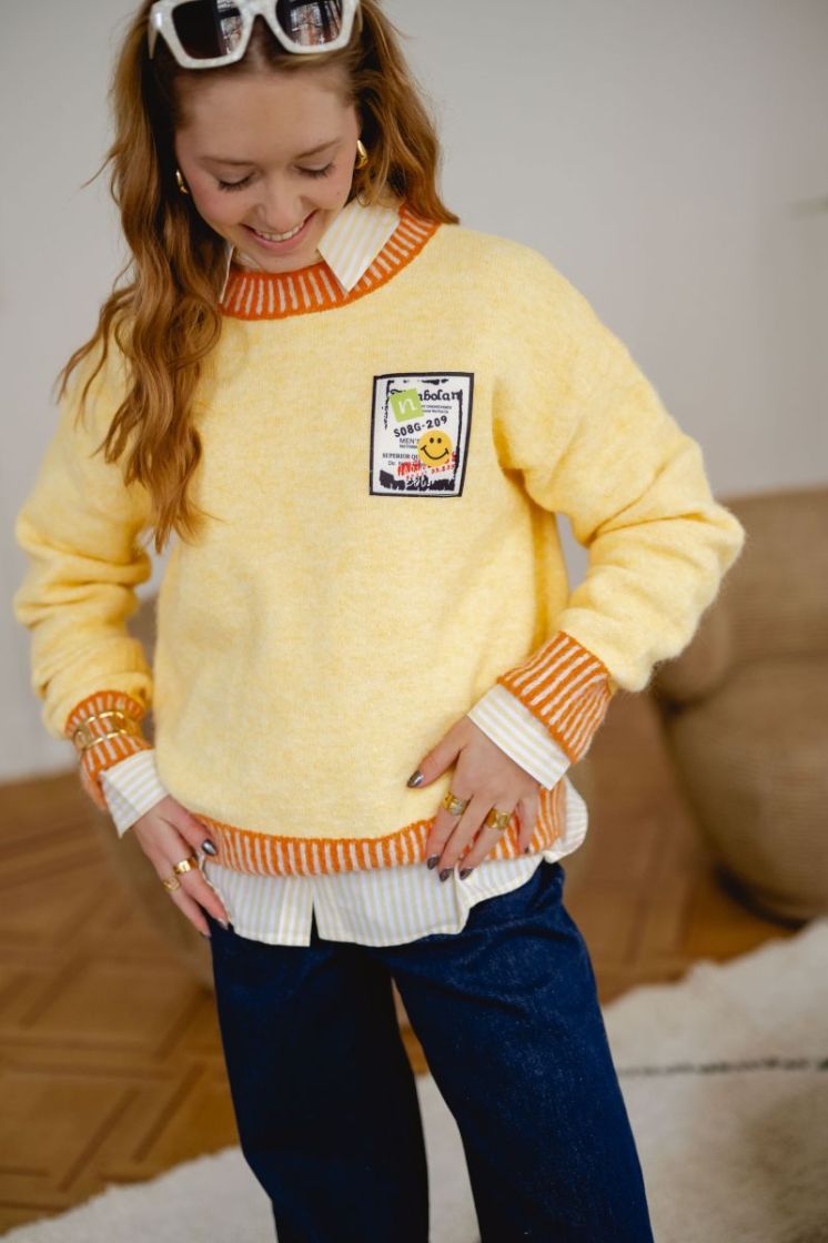 JAUNE