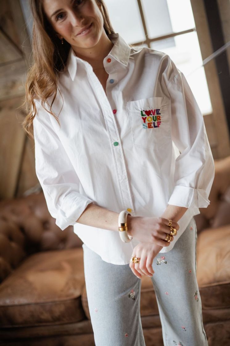  BLANC