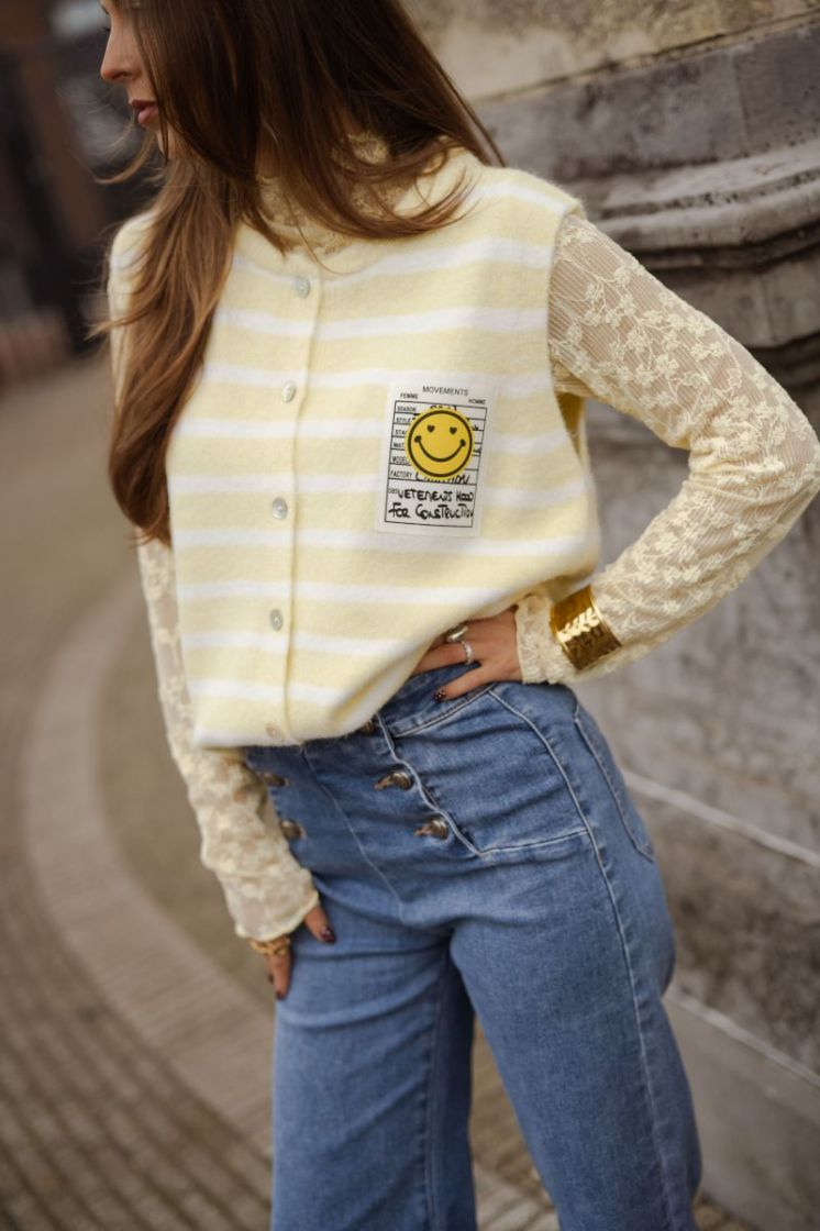  JAUNE
