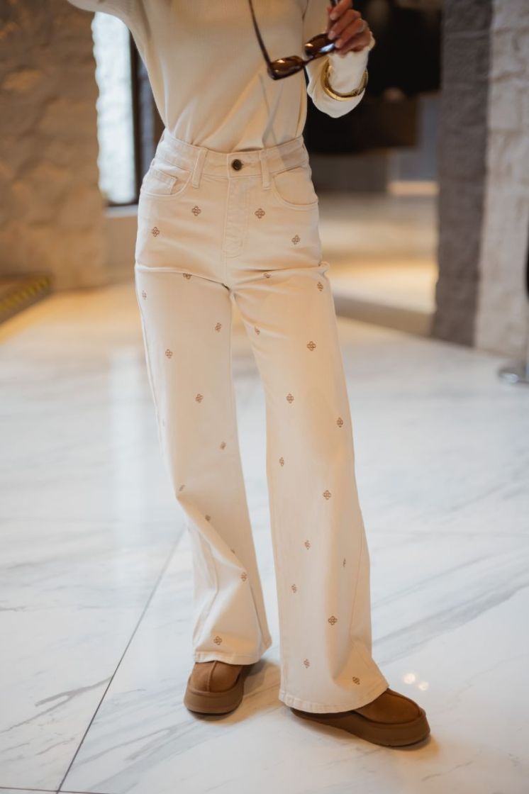 NATUREL BEIGE