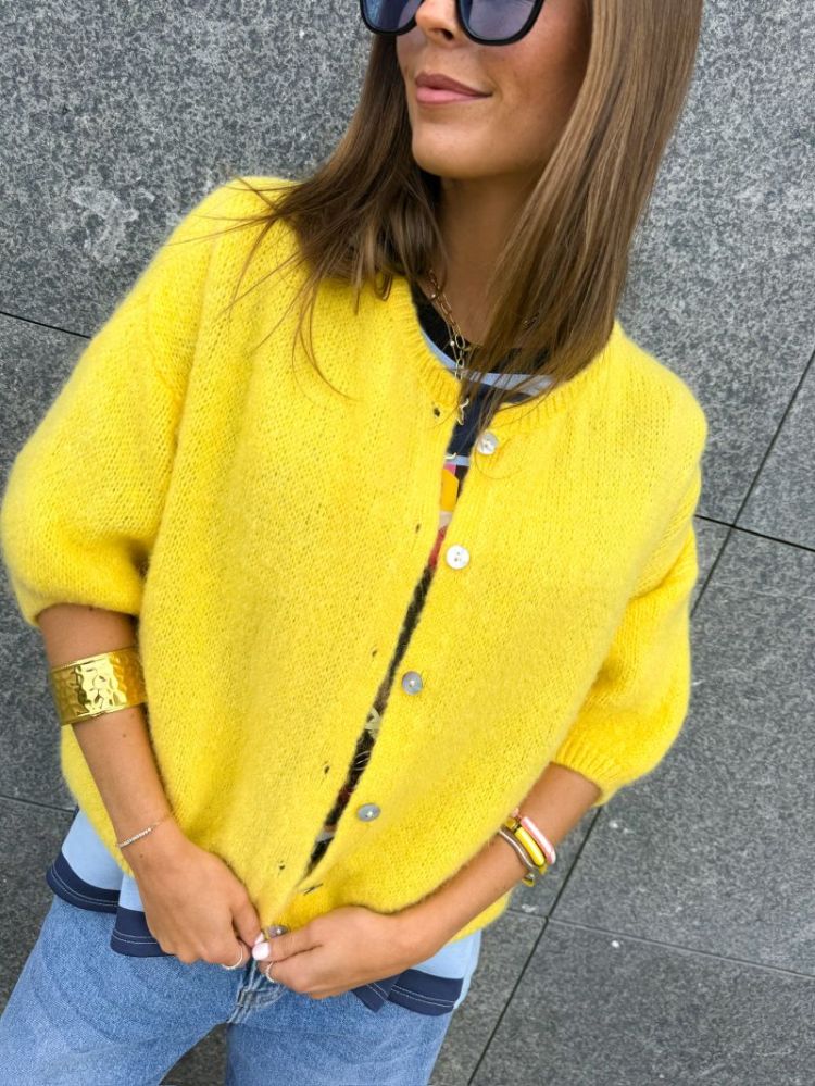  JAUNE CHAIR