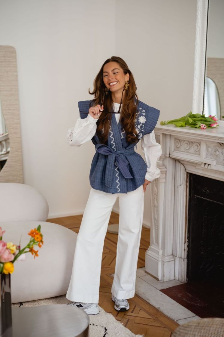  BLEU JEAN