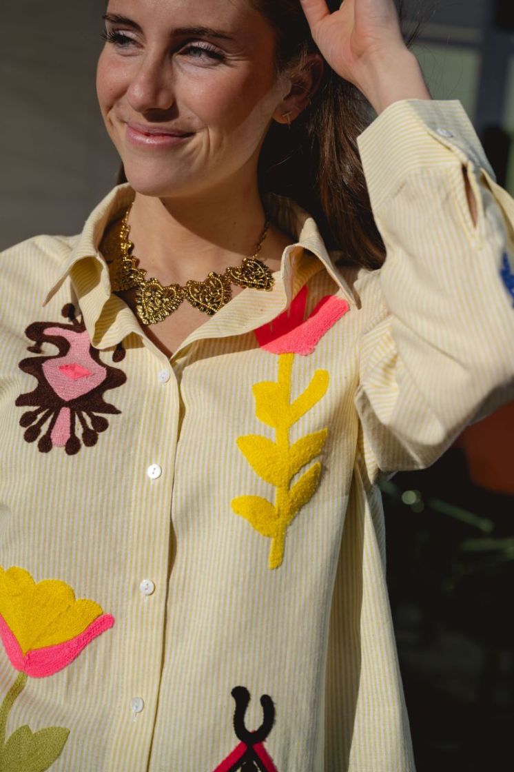  JAUNE