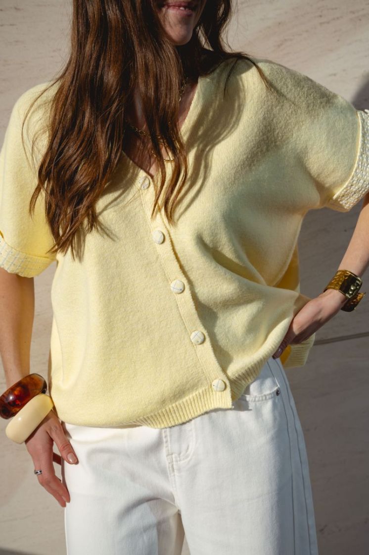  JAUNE