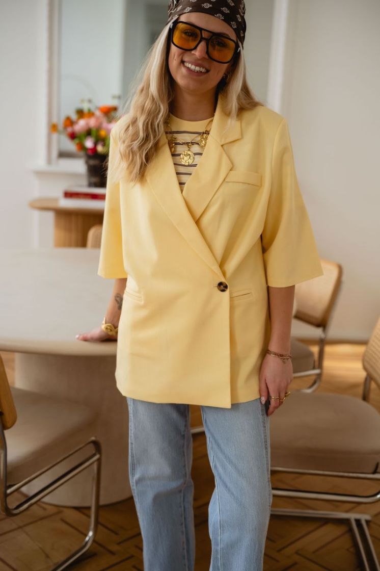  JAUNE