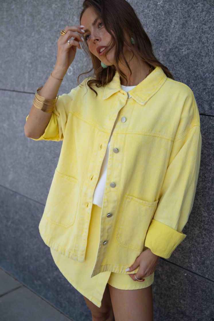  JAUNE