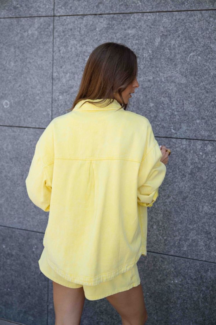  JAUNE