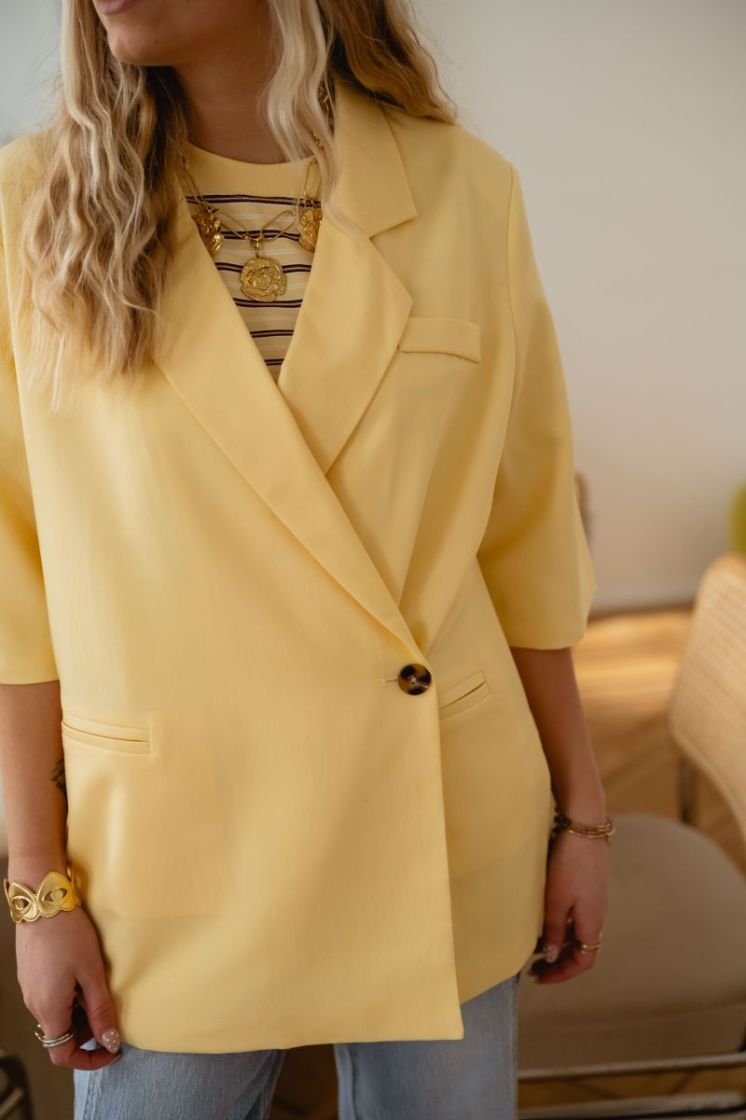  JAUNE