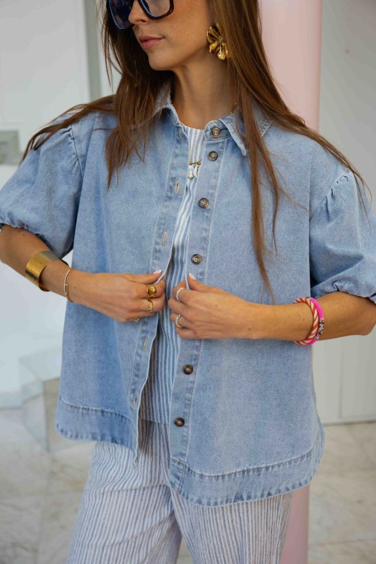  DENIM