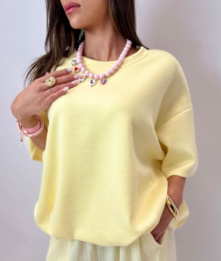 JAUNE