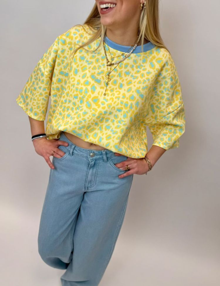  JAUNE