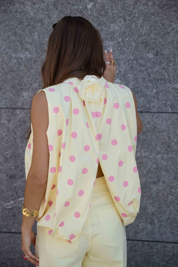  JAUNE