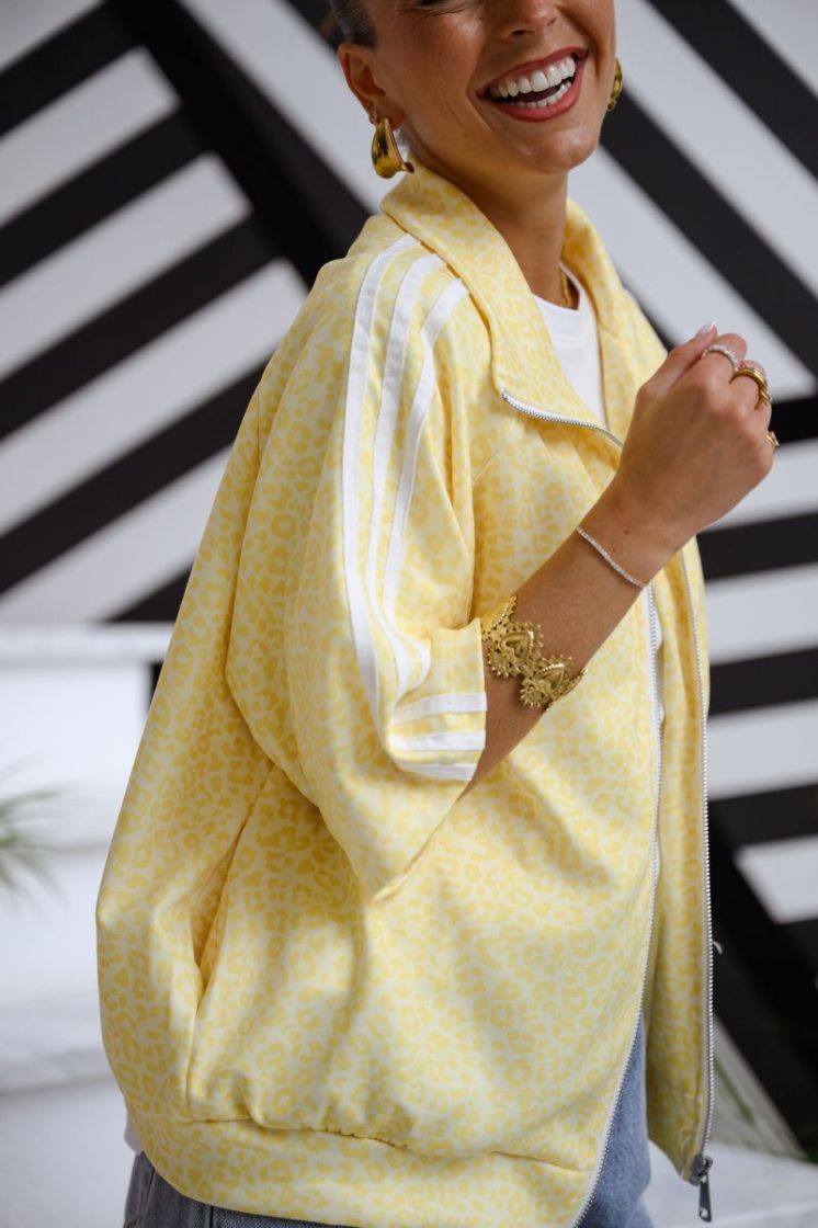  JAUNE