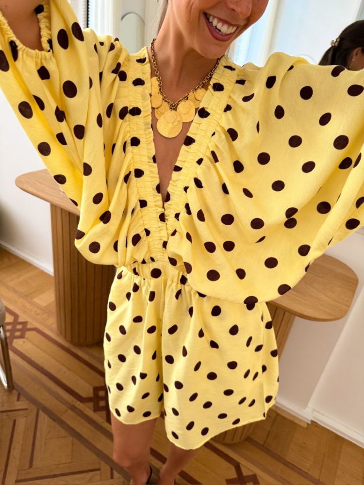  JAUNE
