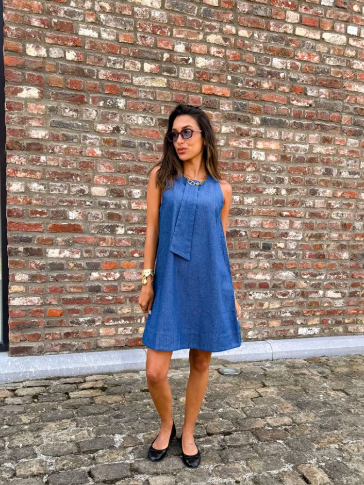  BLEU