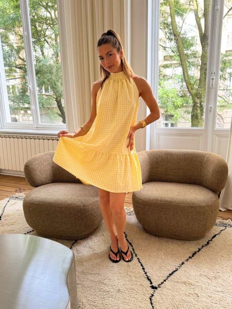  JAUNE