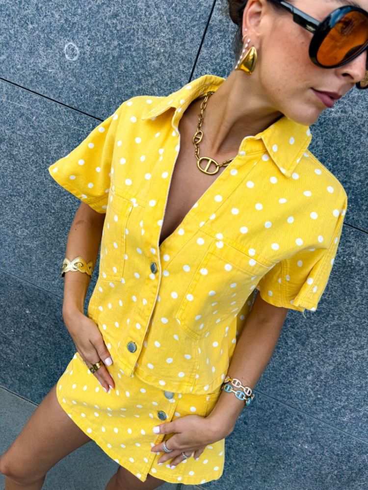  JAUNE