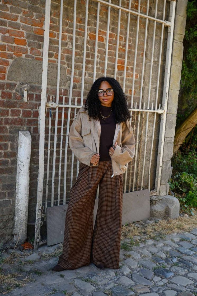MARRON